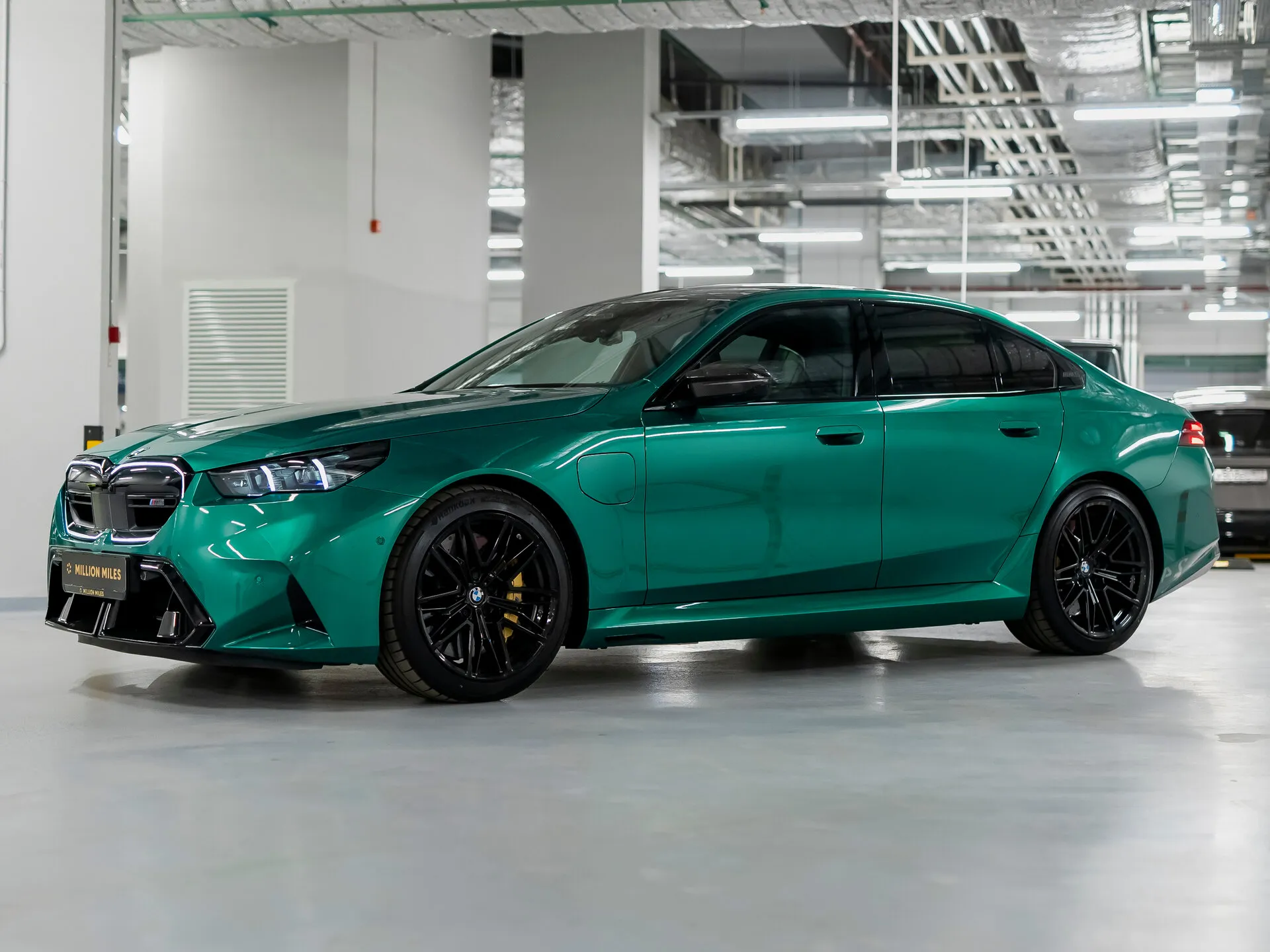 BMW M5 - Просмотр 1