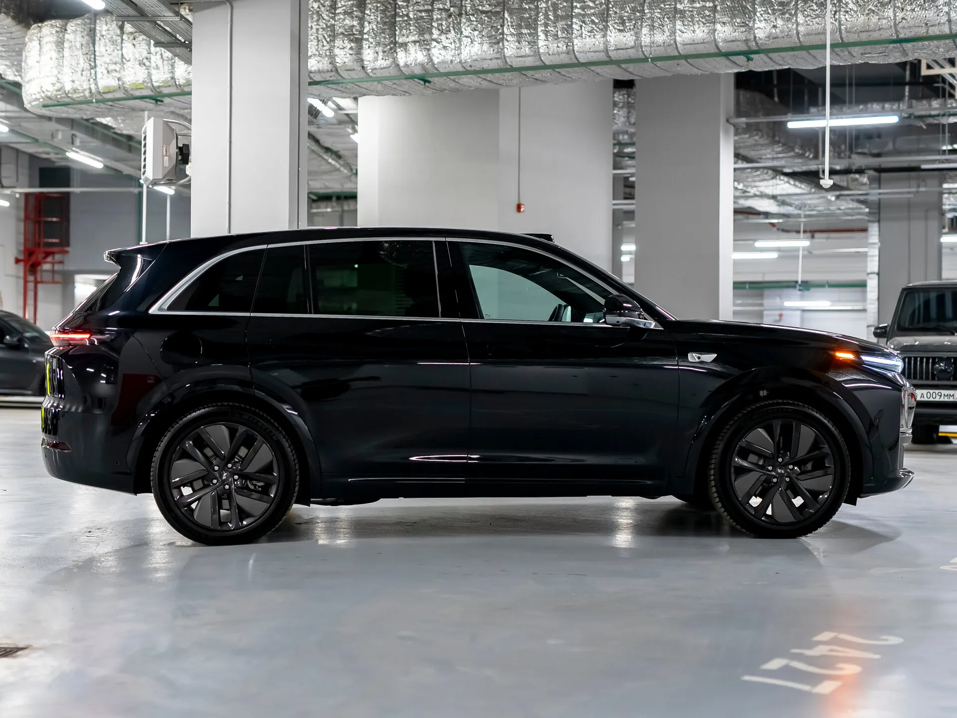 Li Auto (Lixiang) L7 — 3