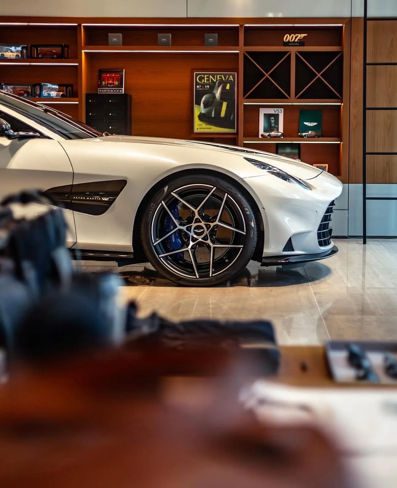 Aston Martin Vanquish — 2