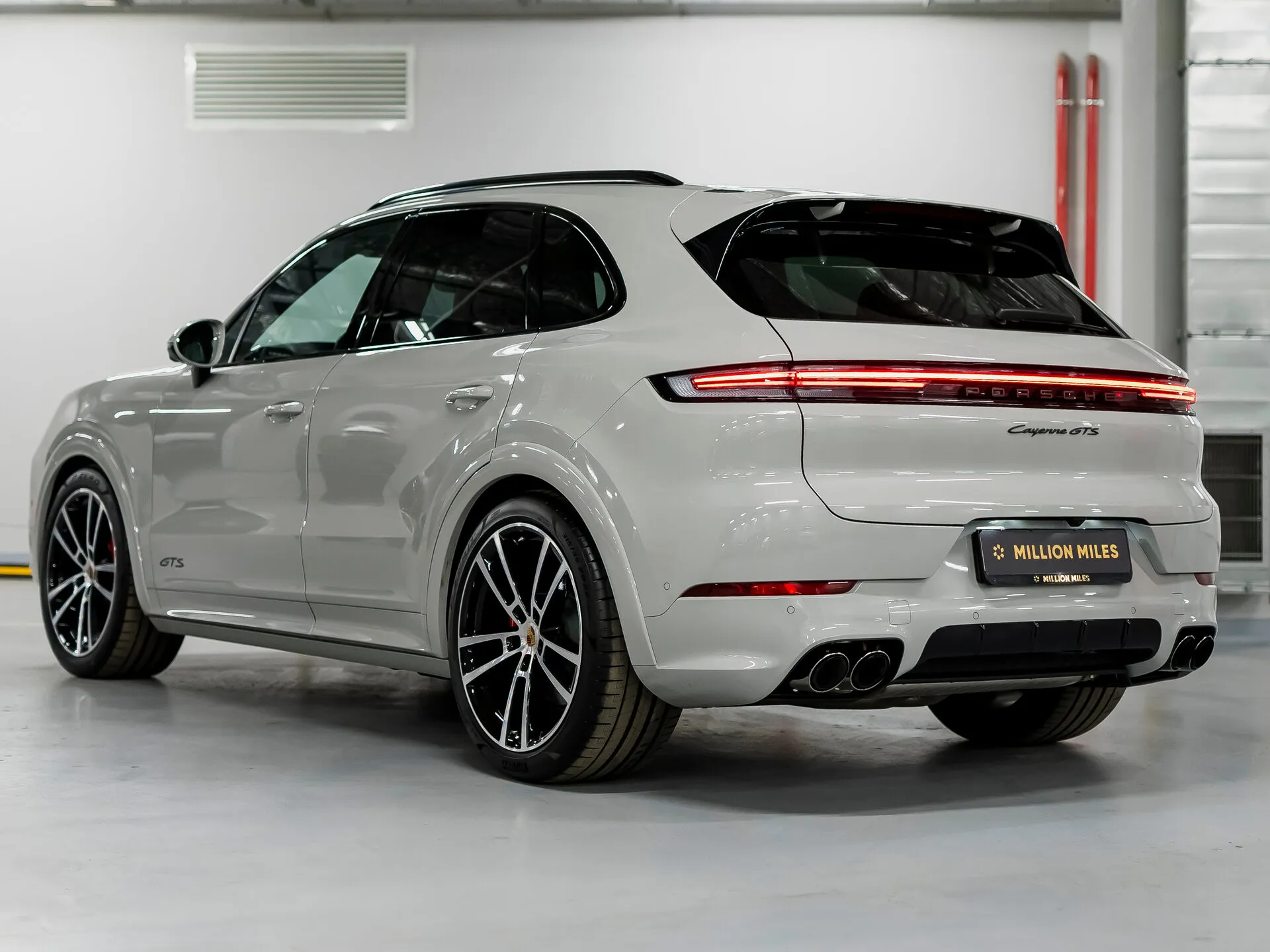 Porsche Cayenne GTS — 7