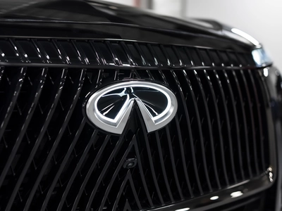 Infiniti QX80, II - 8