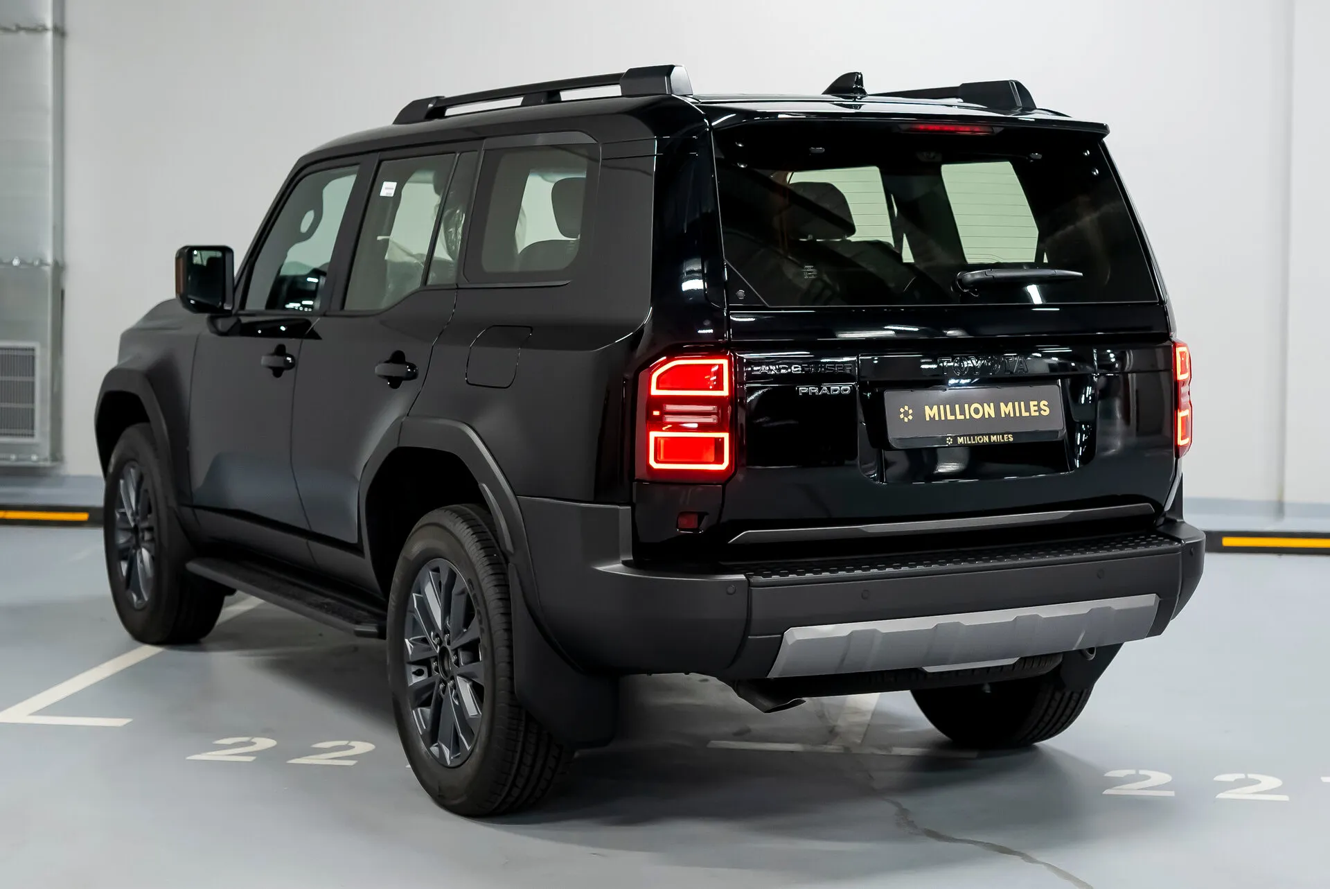 Toyota Land Cruiser Prado — 6