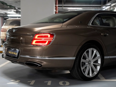 Bentley Flying Spur, III - 7