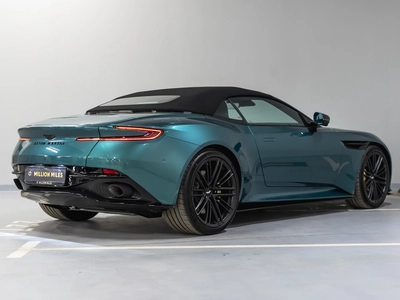 Aston Martin DB12, I - 8