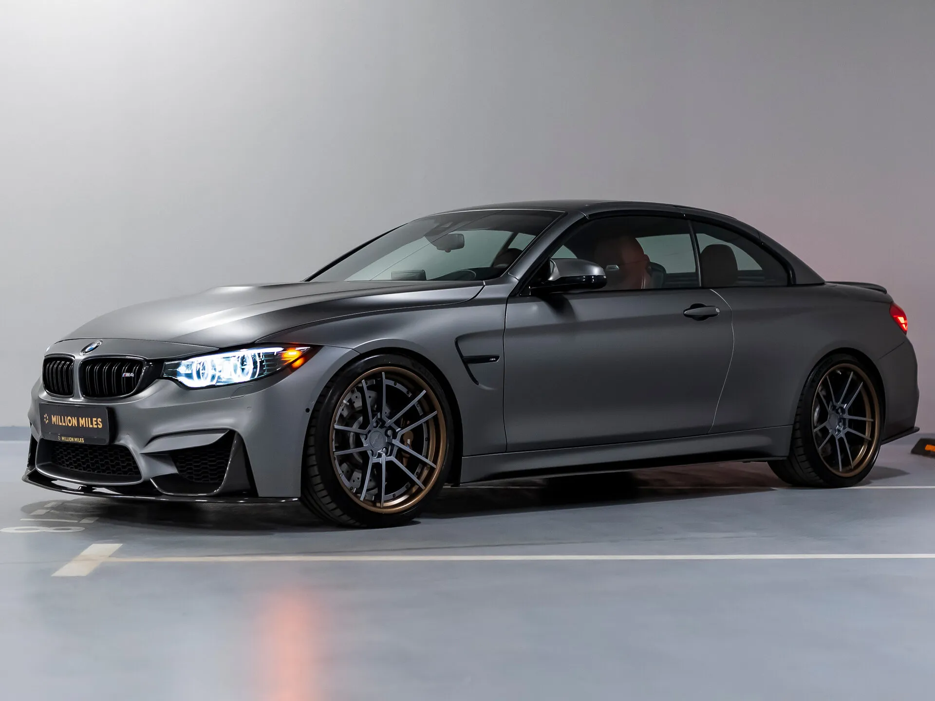 BMW M4 — 4