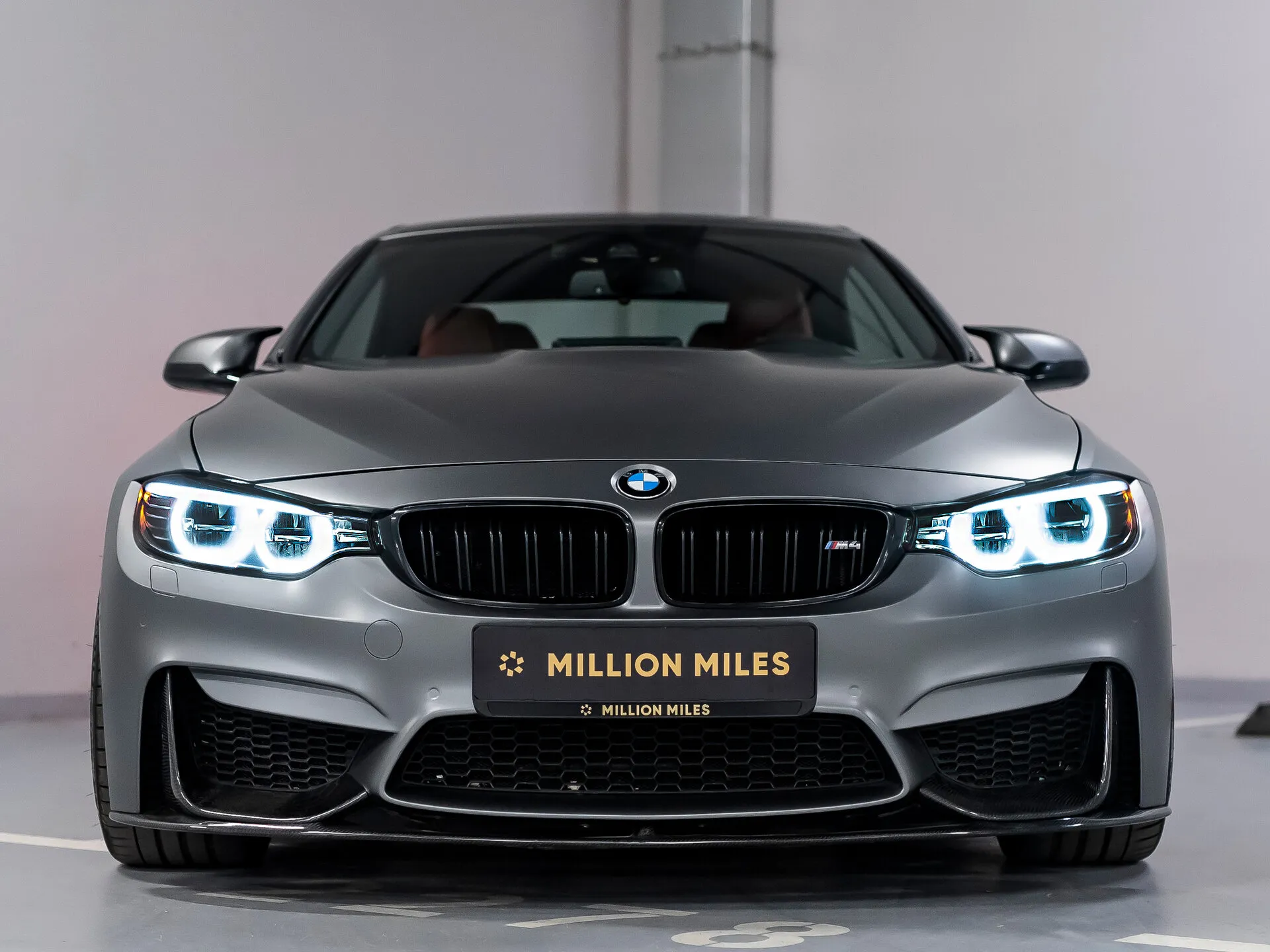 BMW M4 — 5