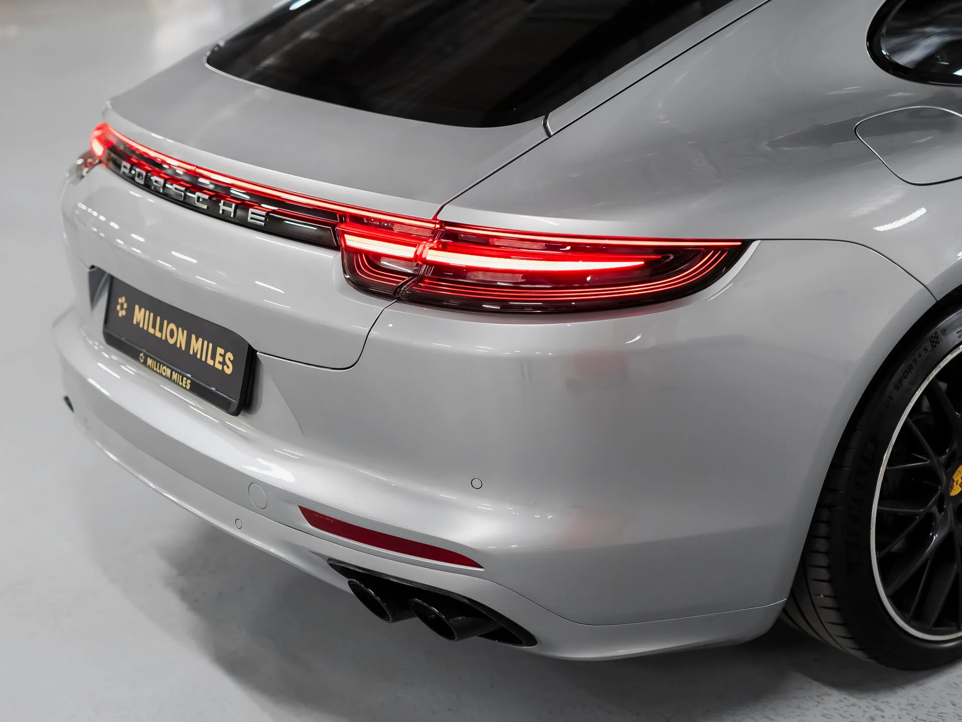Porsche Panamera, Ii — 7