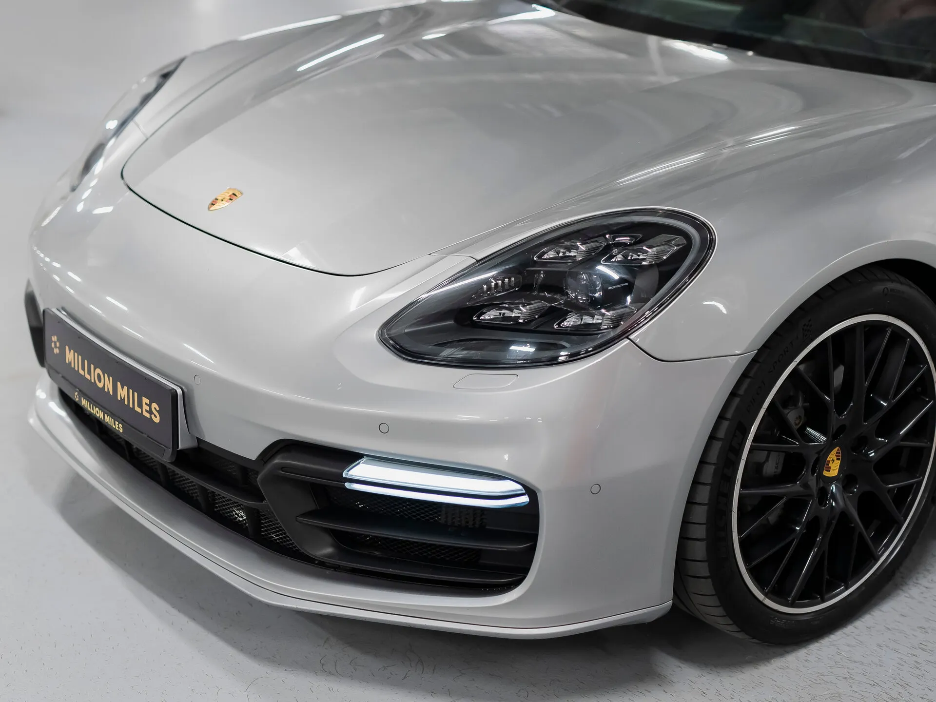 Porsche Panamera, Ii — 2