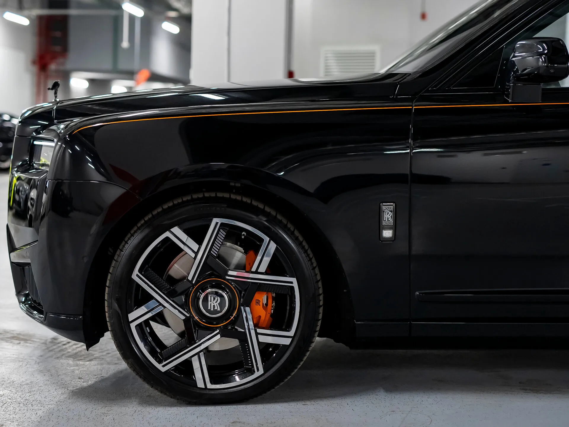 Rolls-Royce Cullinan Black Badge, I Рестайлинг — 6