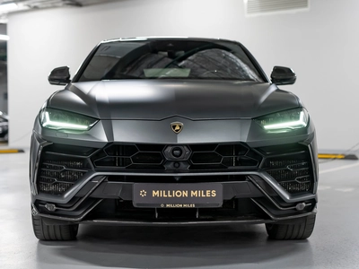 Lamborghini Urus, I - 3