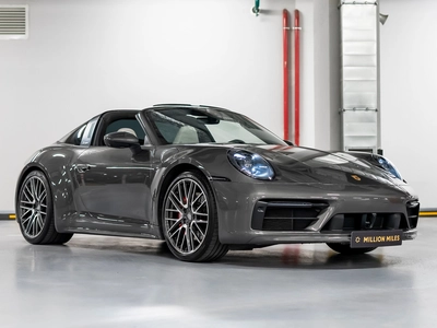 Porsche 911 Targa 4S, Viii (992) - 5