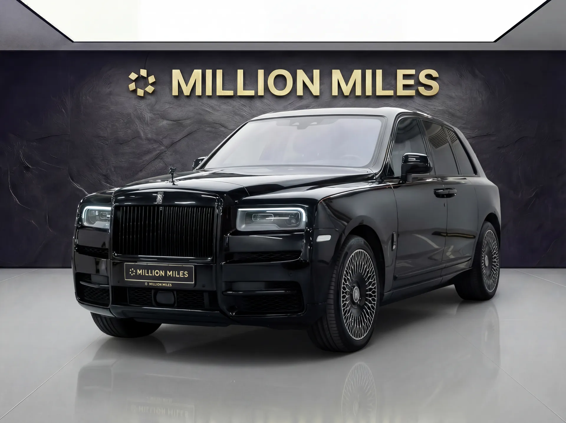 Rolls-Royce Cullinan - Просмотр 1