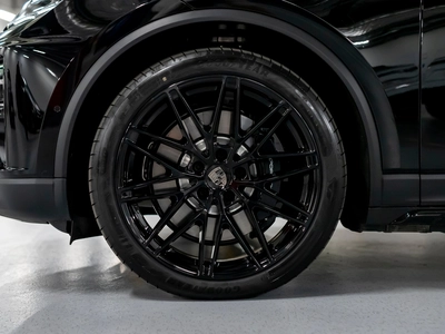 Porsche Macan Turbo, Ii - 7