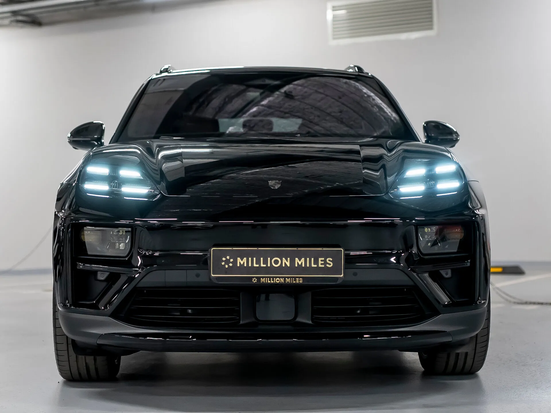 Porsche Macan Turbo — 2