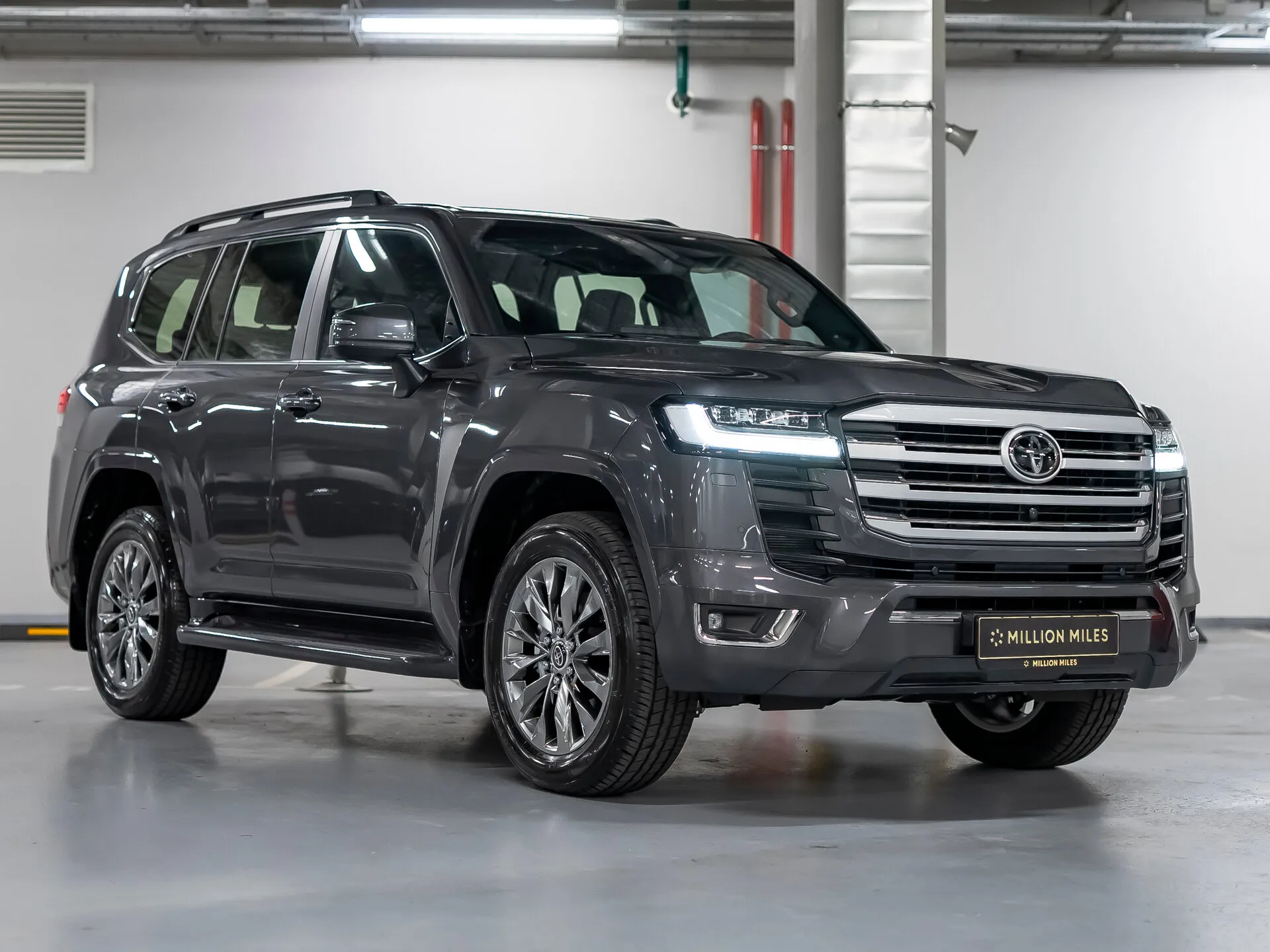 Toyota Land Cruiser, 300 Series — 6
