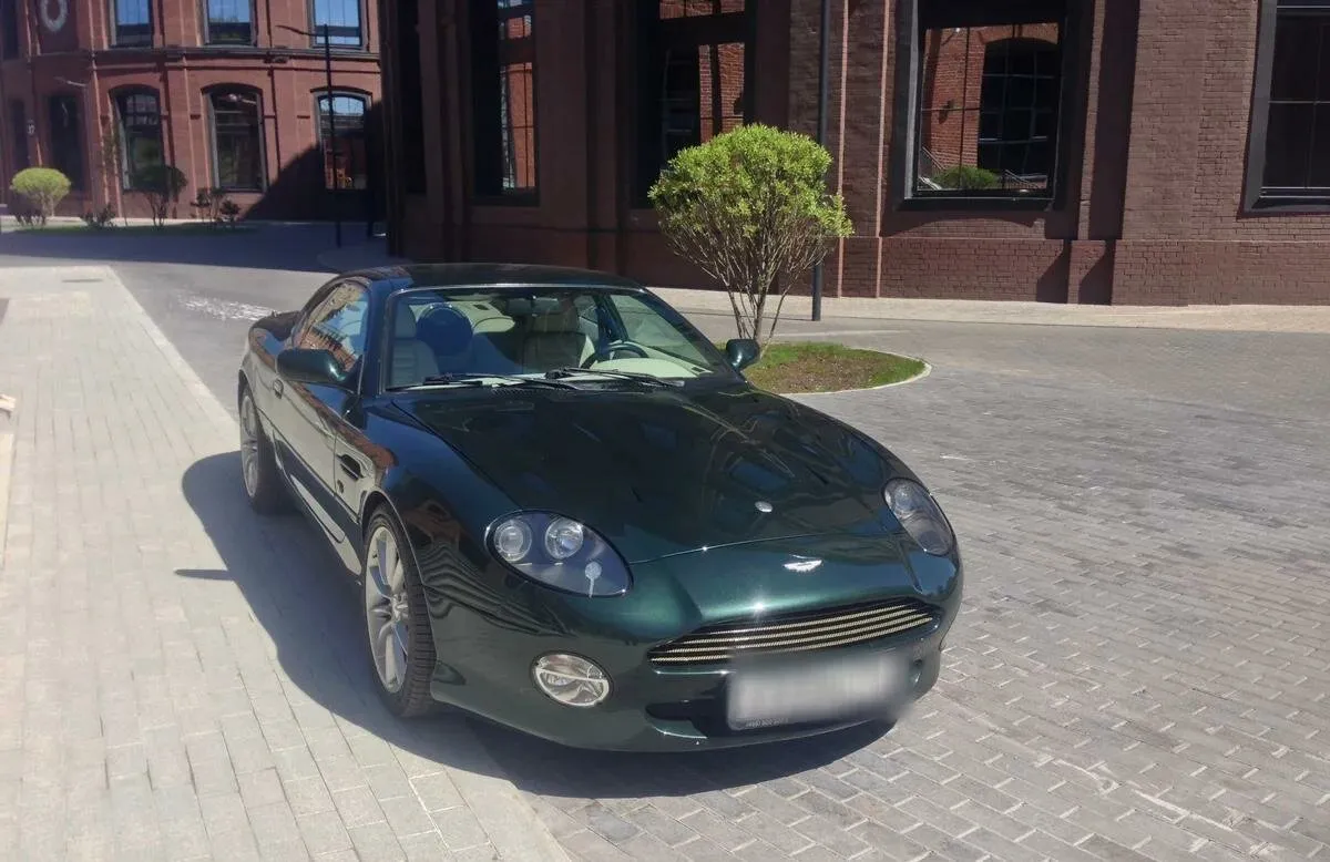 Aston Martin DB7 Vantage — 2