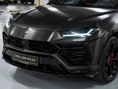 Lamborghini Urus, I - 3
