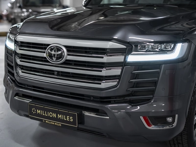 Toyota Land Cruiser, 300 Series - 2