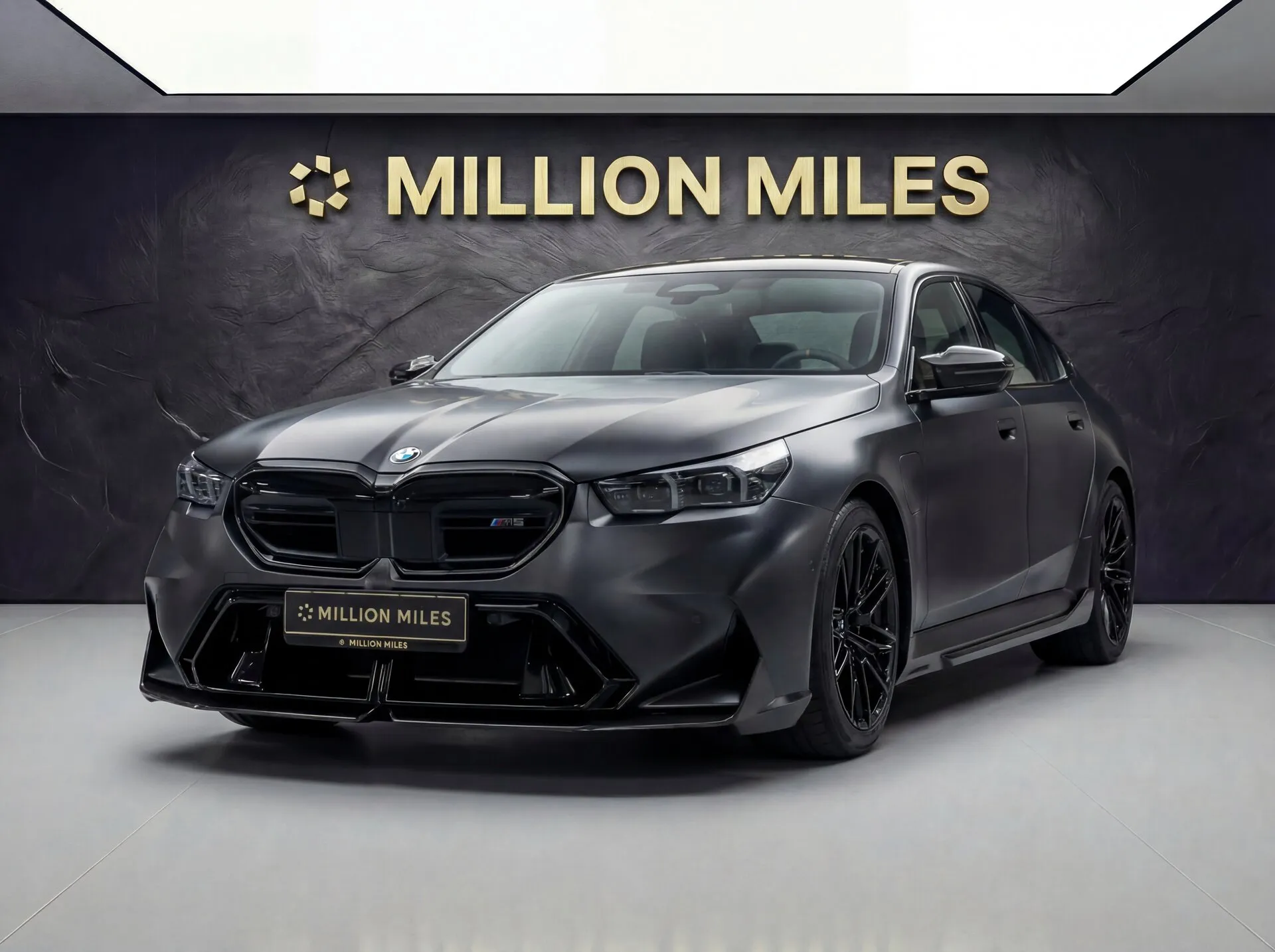 BMW M5 - Просмотр 1