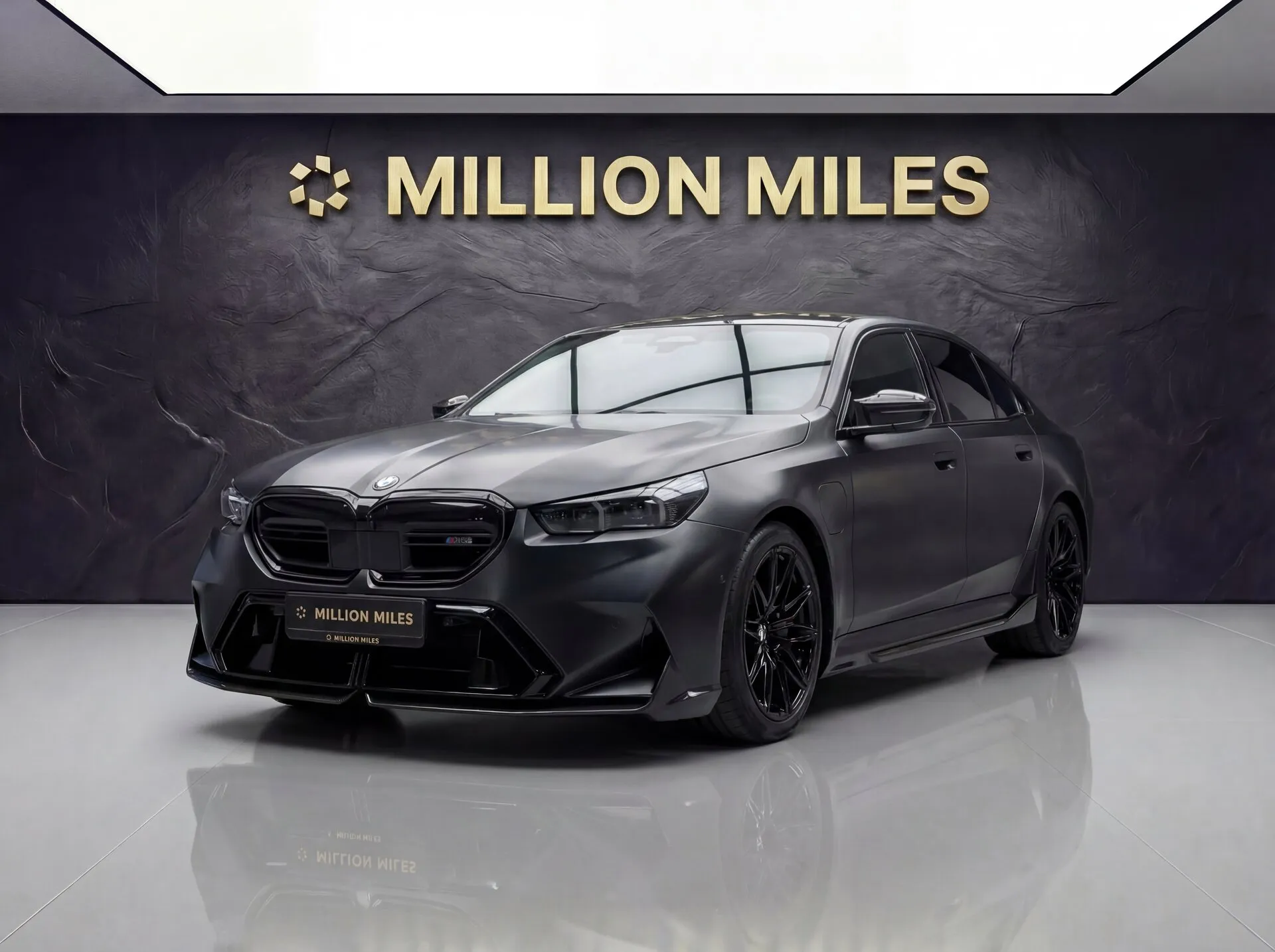 BMW M5 - Просмотр 1