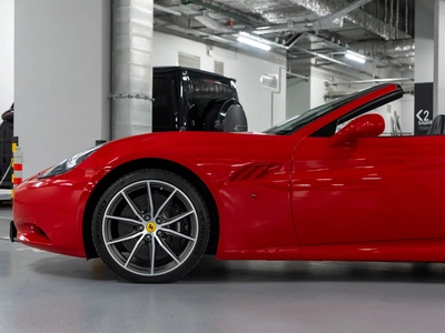 Ferrari California, I - 2