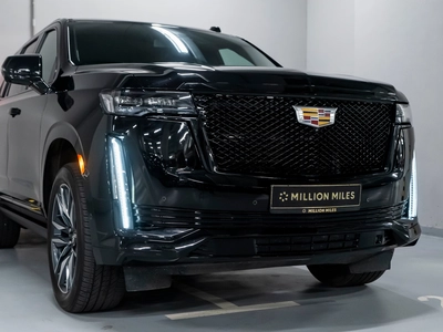 Cadillac Escalade, V - 5