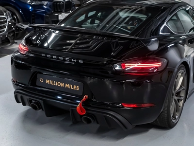 Porsche Cayman GT4, II 718 (982) - 9