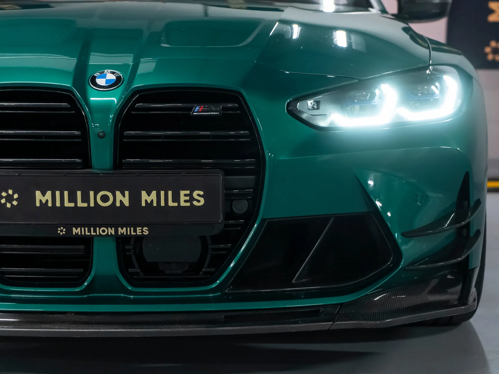 BMW M4 — 4