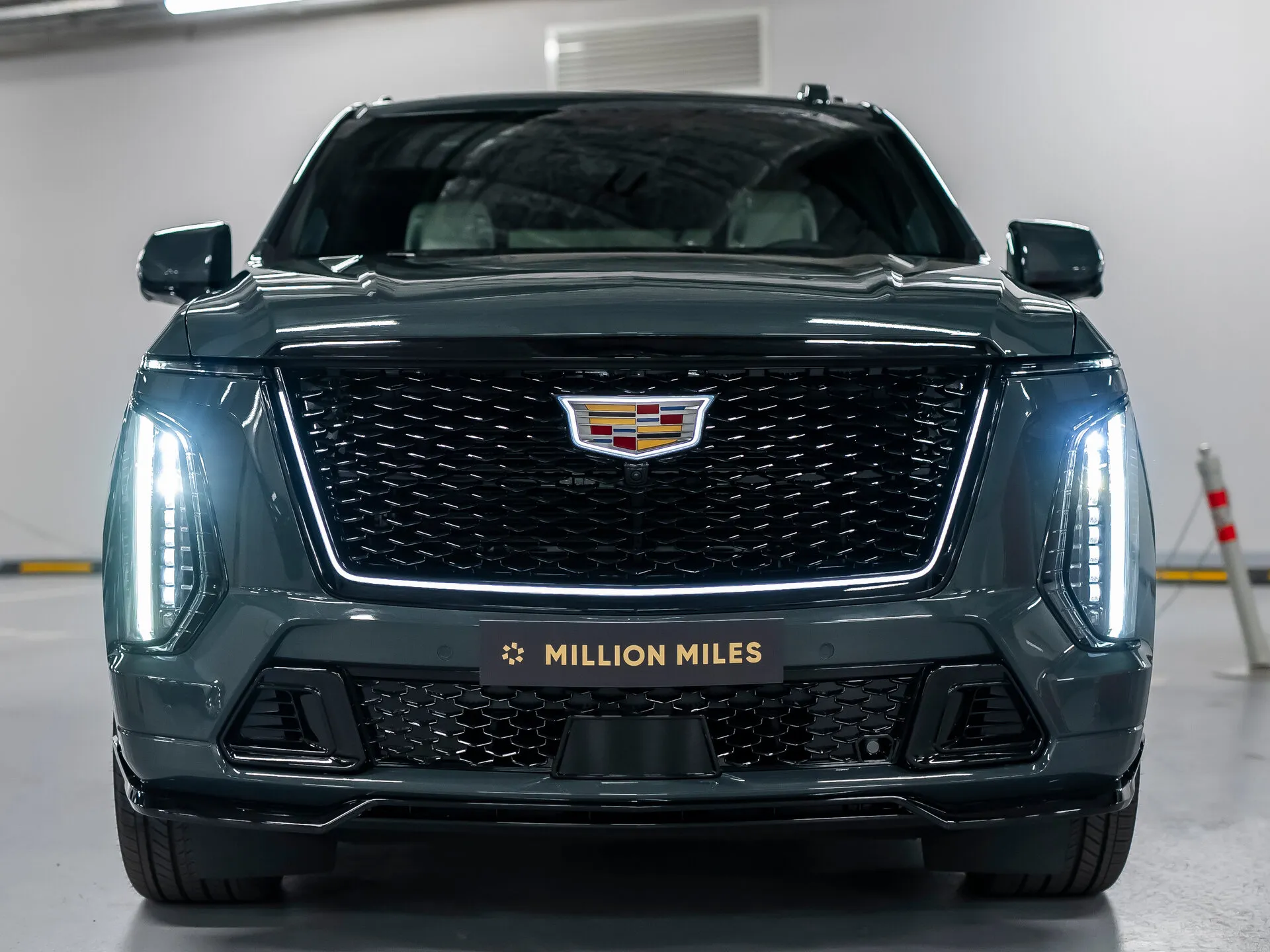 Cadillac Escalade-V — 2