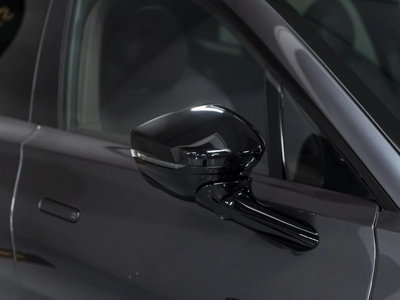 Aston Martin DBX, I - 9