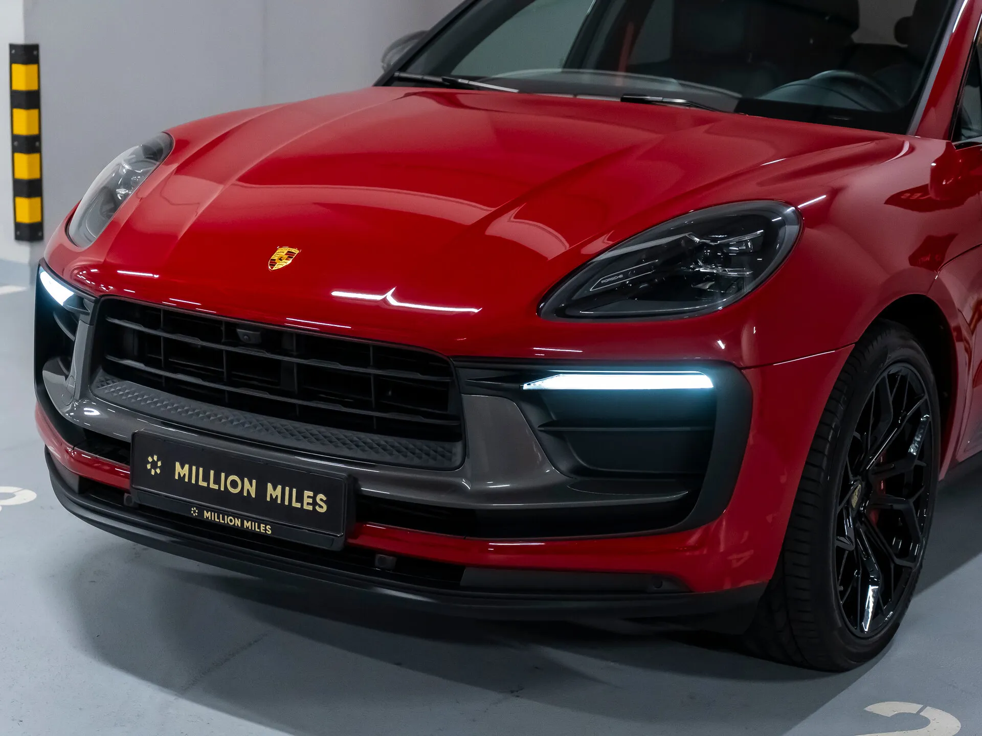 Porsche Macan — 2
