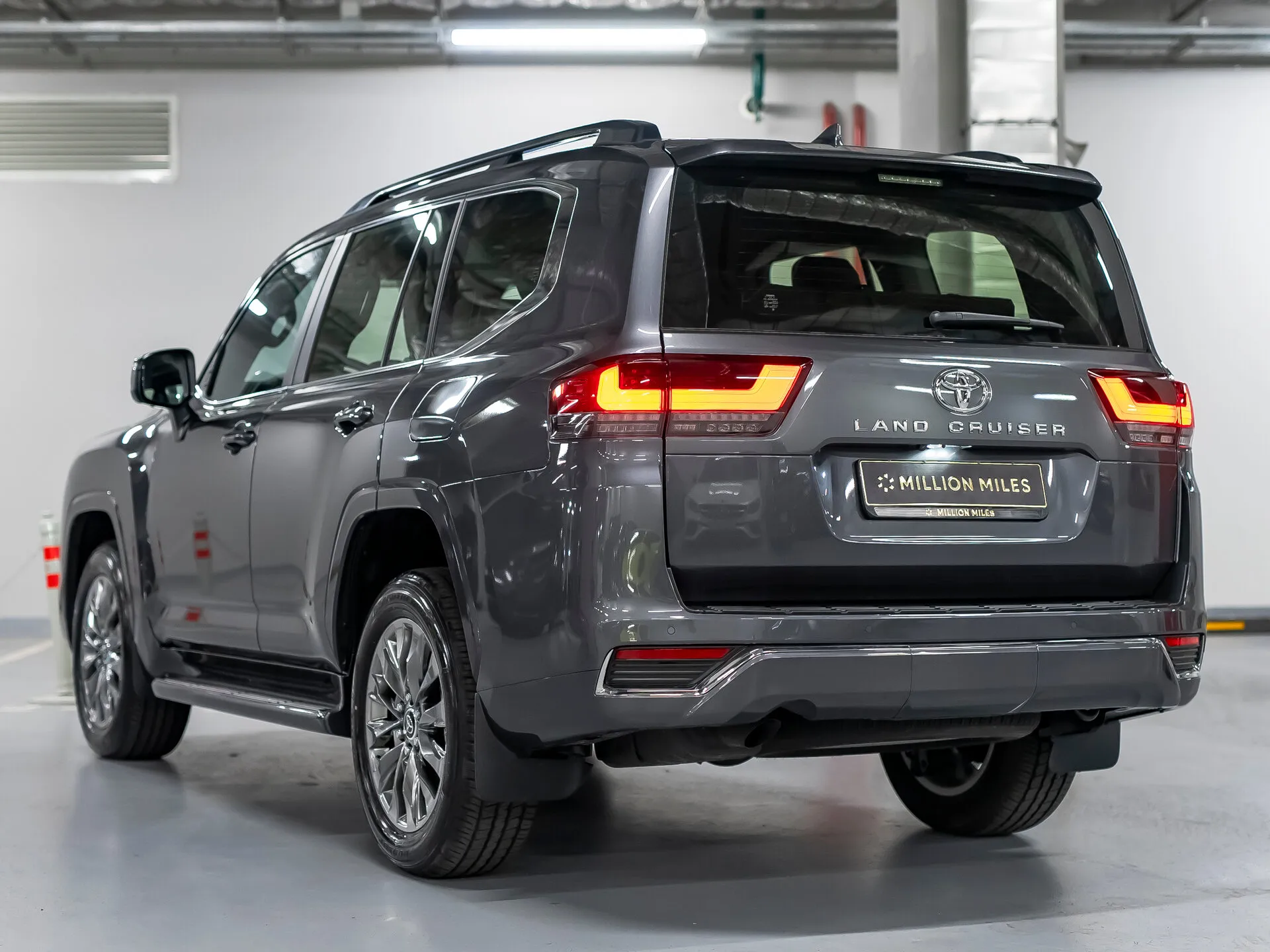 Toyota Land Cruiser, 300 Series — 7