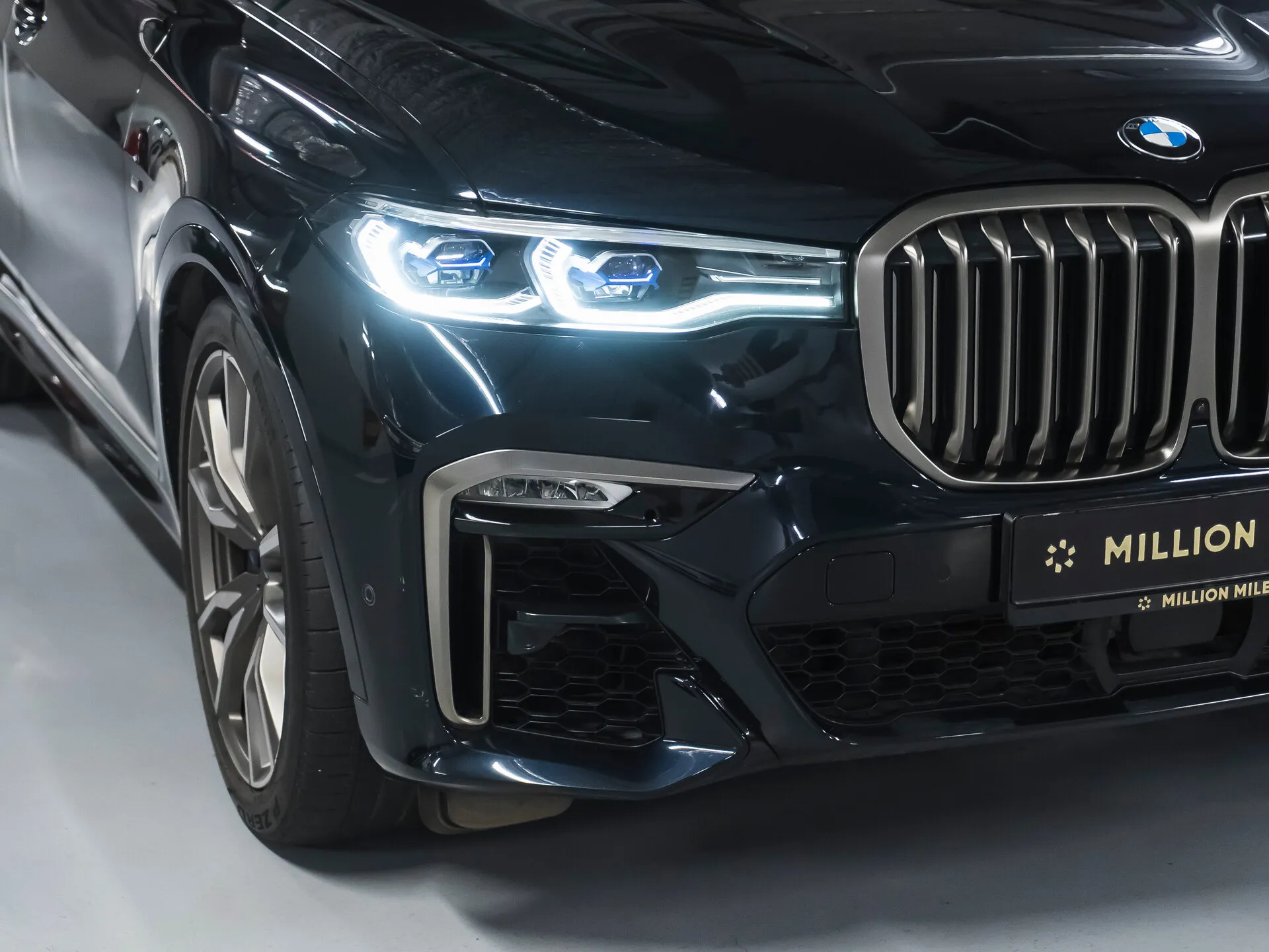 BMW X7 M50D — 2
