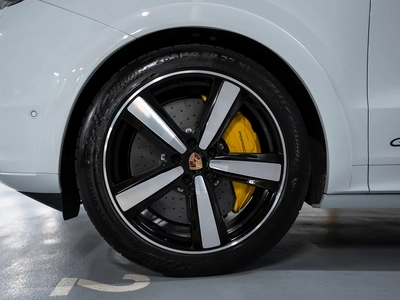 Porsche Cayenne GTS, III Рестайлинг - 4
