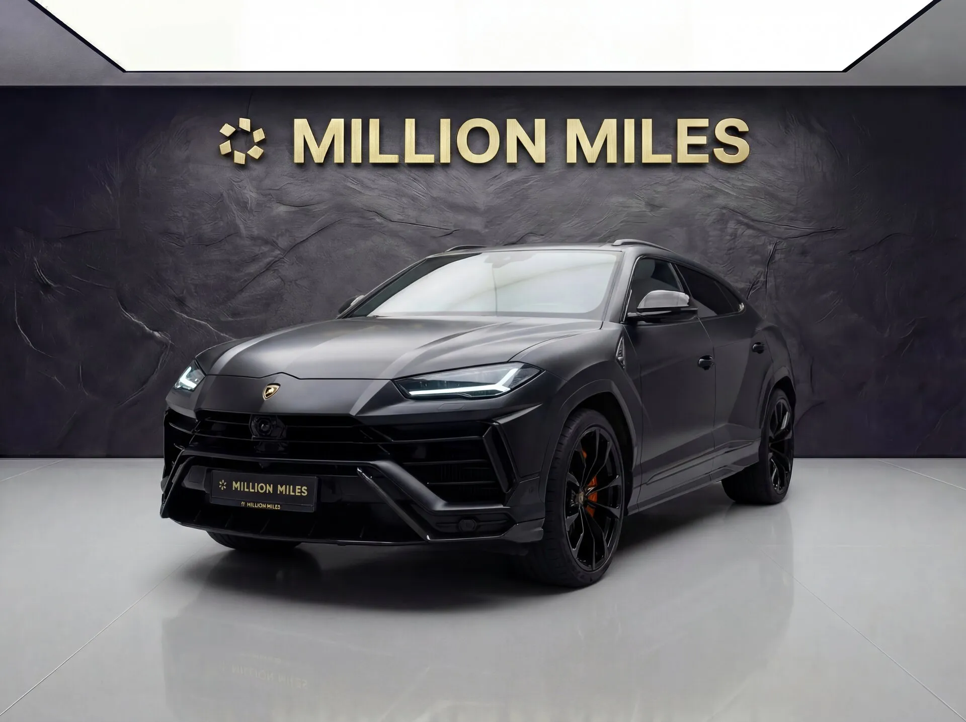 Lamborghini Urus - Просмотр 1