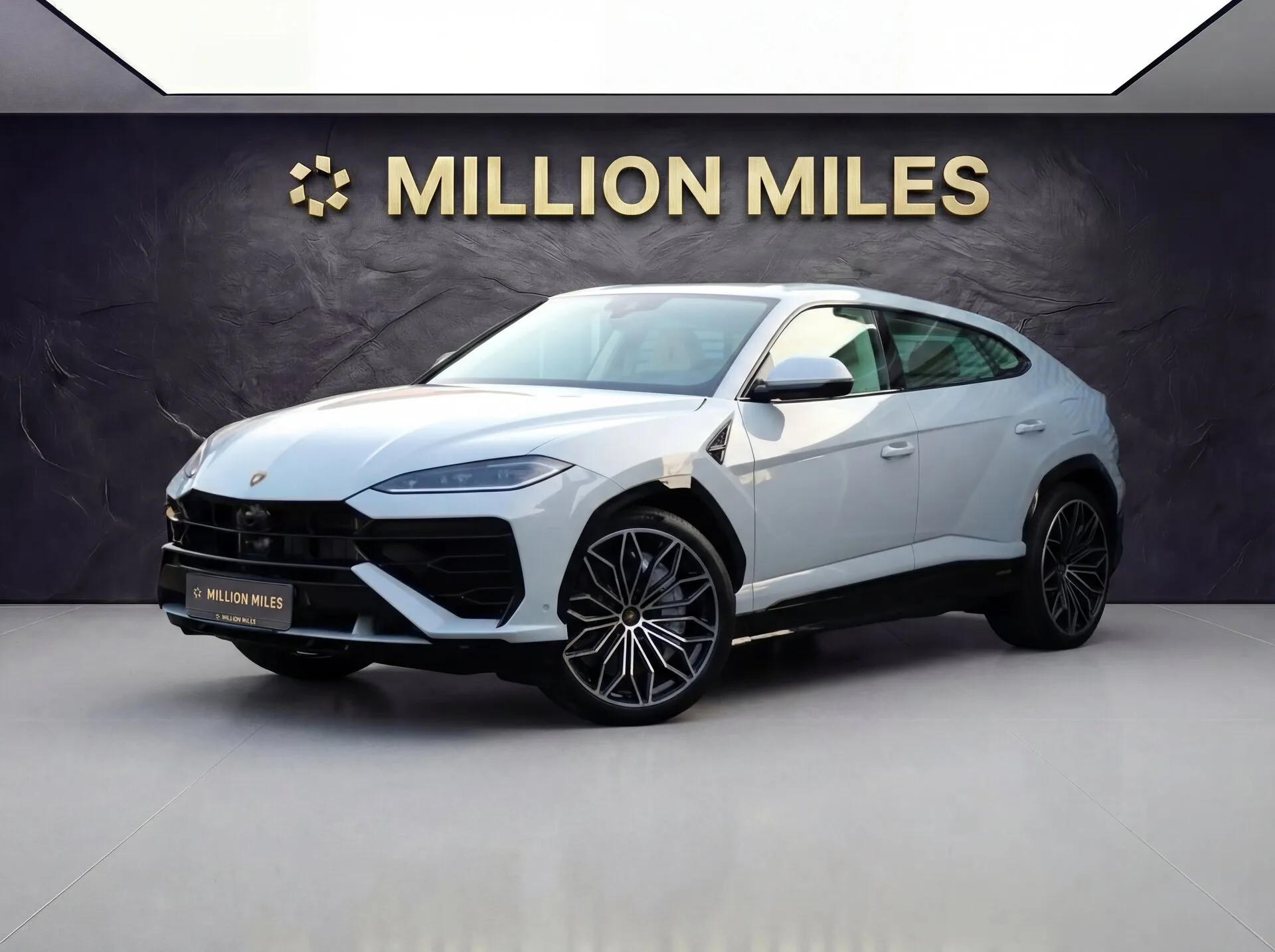 Lamborghini Urus - Просмотр 1