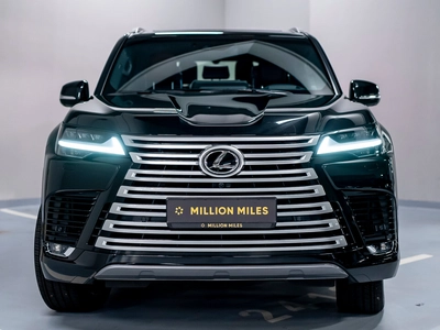 Lexus LX, Iv - 2