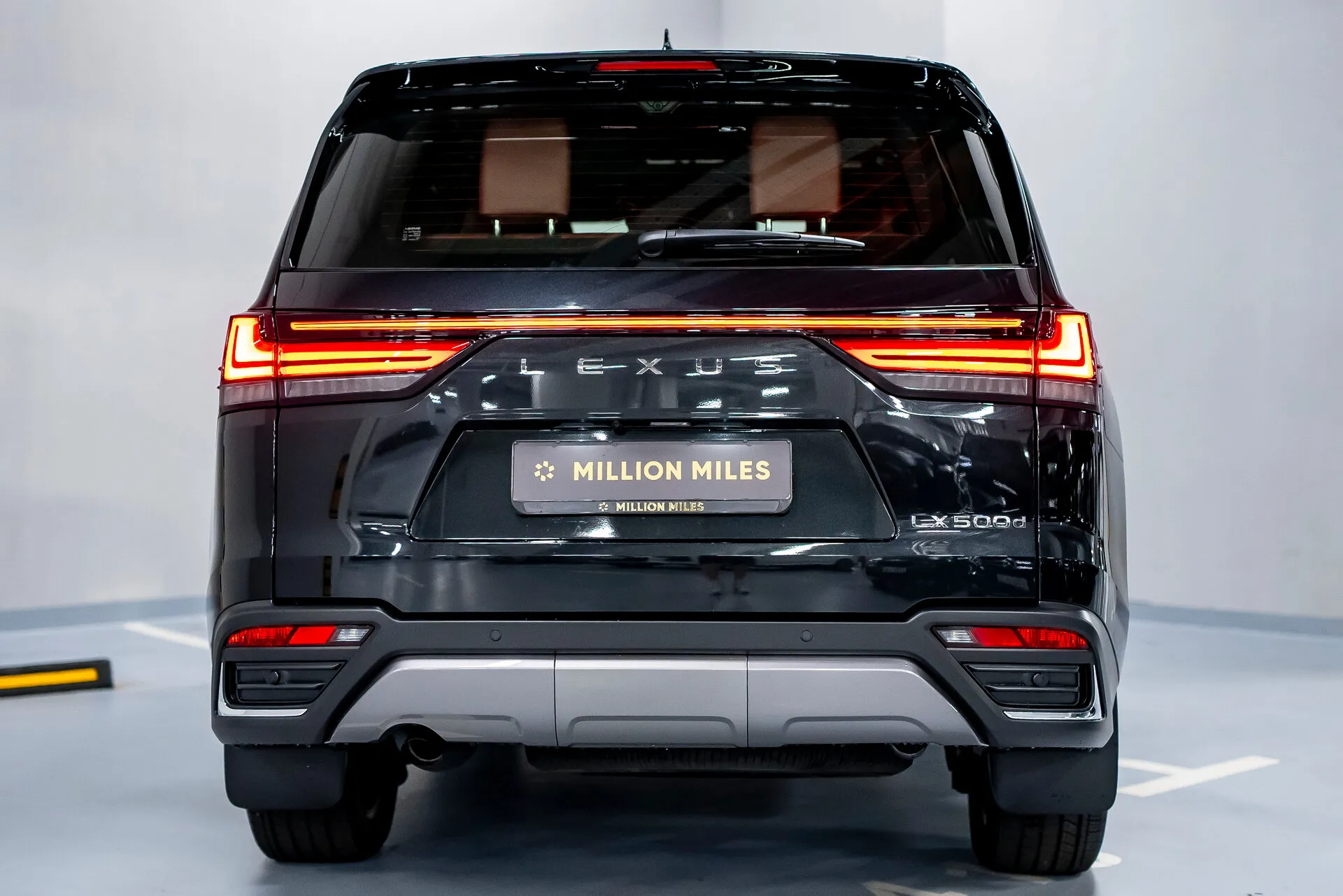 Lexus LX — 3