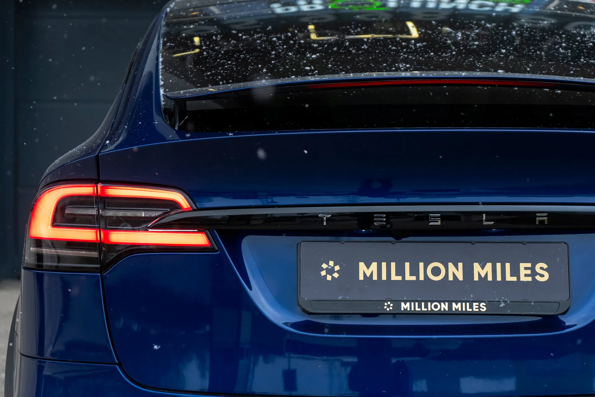 Tesla Model X — 8