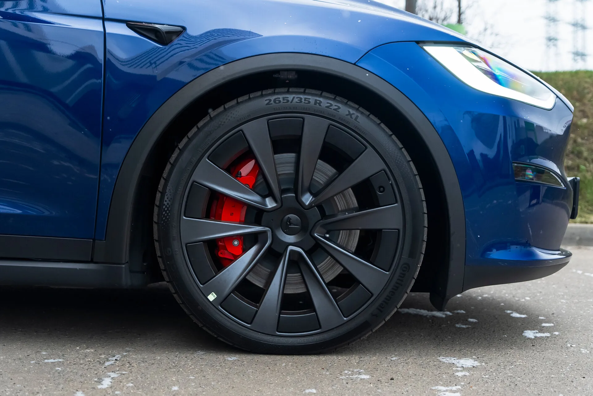 Tesla Model X — 3