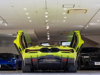 Lamborghini Revuelto, I - 7