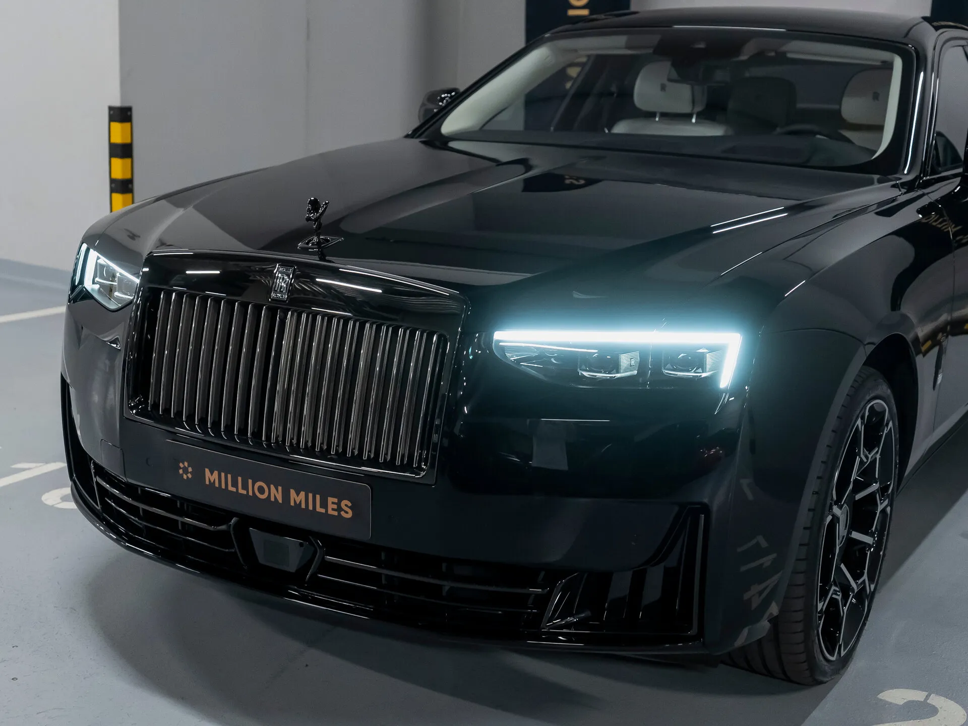 Rolls-Royce Ghost — 8