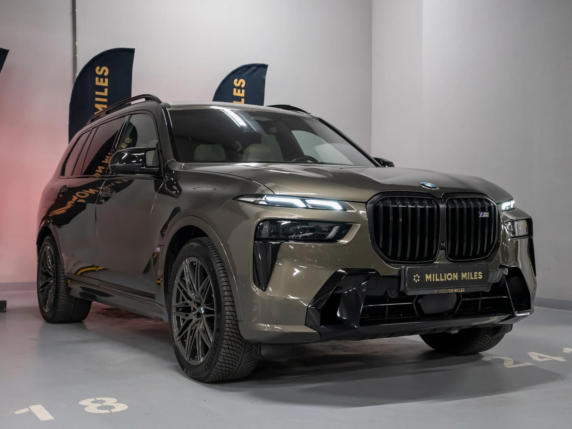BMW X7 — 7