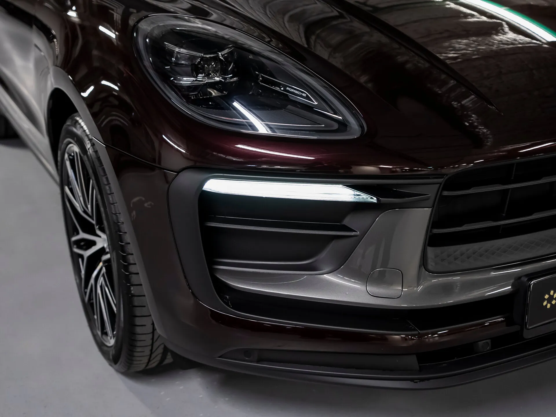 Porsche Macan — 5