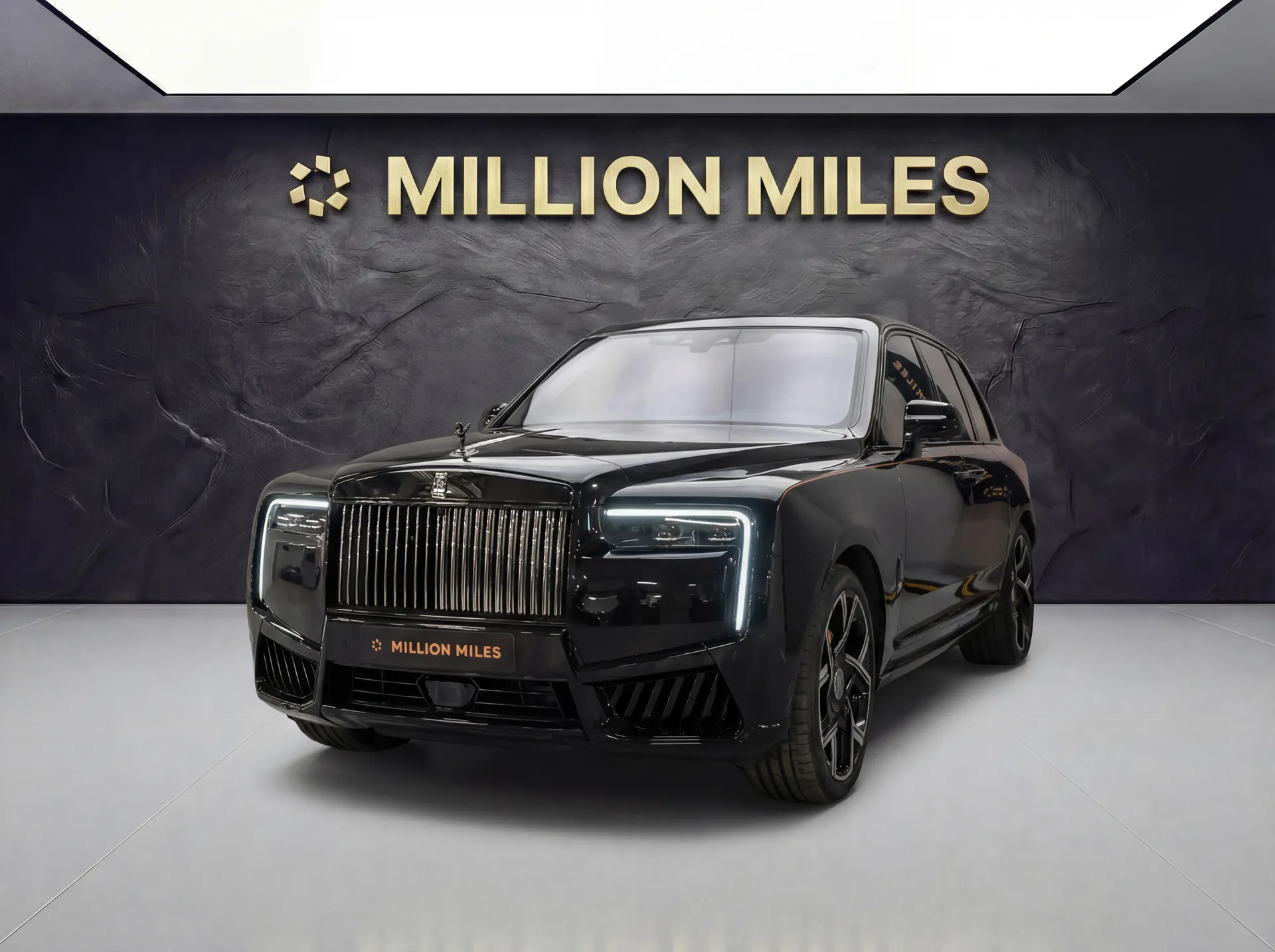 Rolls-Royce Cullinan - Просмотр 1