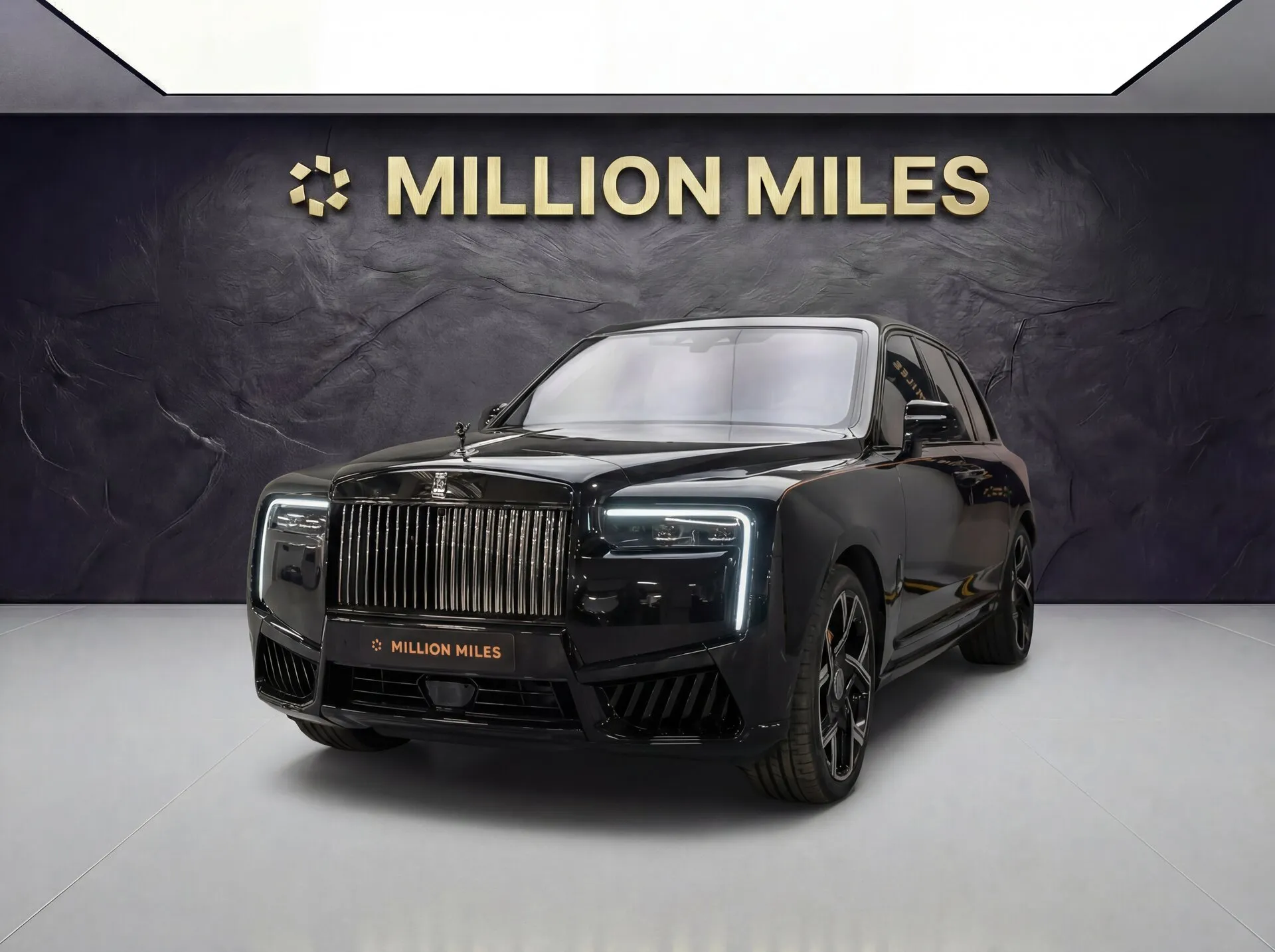 Rolls-Royce Cullinan - Просмотр 1