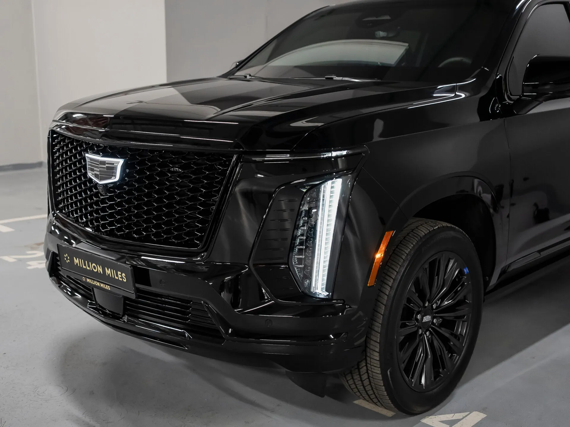 Cadillac Escalade — 3