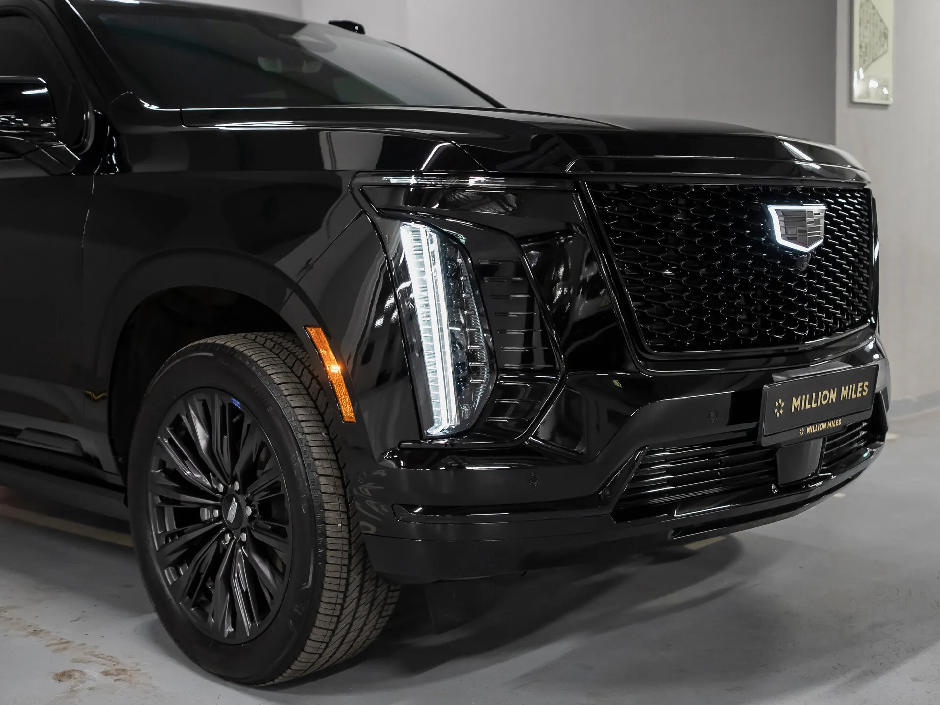 Cadillac Escalade — 7