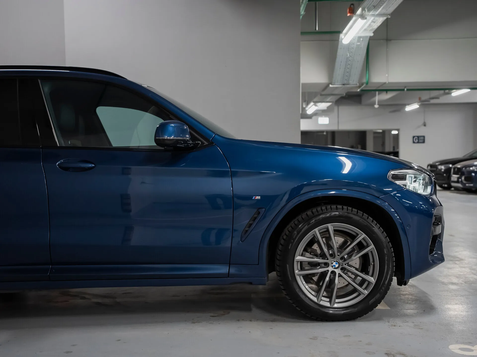 BMW X3 — 8