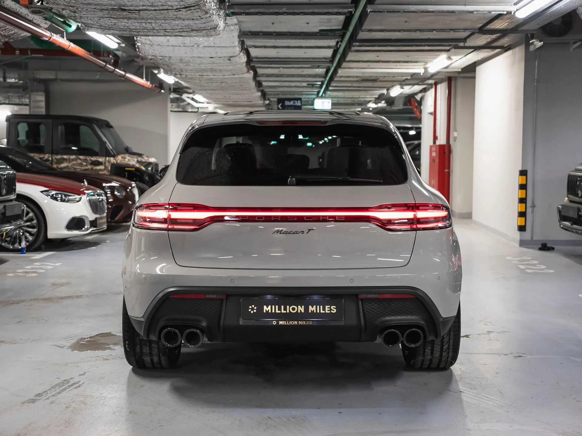 Porsche Macan — 8